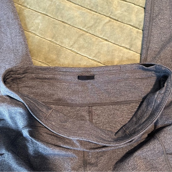 LULULEMON Grey Workout Leggings Size 10 - Picture 6 of 6
